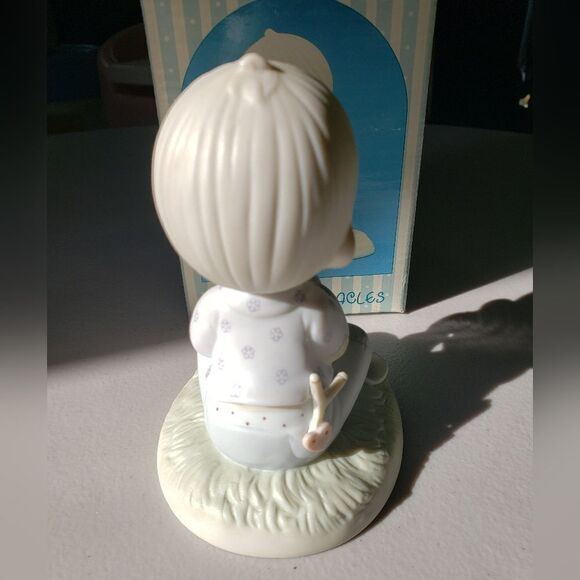 Precious Moments "I Believe in Miracles" 1981 - Picture 2 of 5